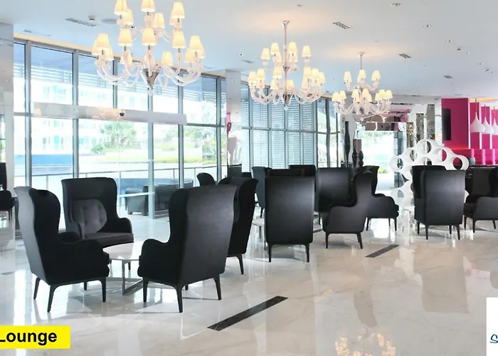 Azure Urban Residences 5*